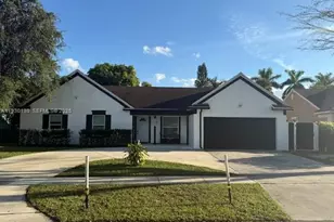 9530 Ashley Dr, Miramar, FL 33025 - Photo 2