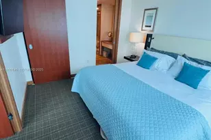 1395 Brickell Ave, Miami, FL 33131 - Photo 20