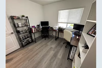 1030 SE 23rd Ter, Homestead, FL 33035 - Photo 18