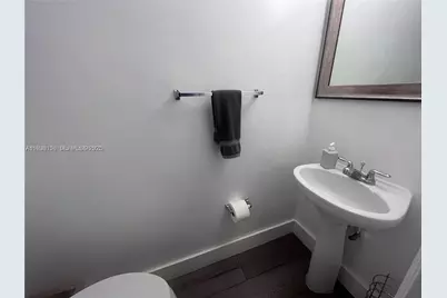 821 SW 2nd St #2, Miami, FL 33130 - Photo 12