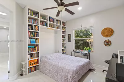 228 SW 4th St, Dania Beach, FL 33004 - Photo 36