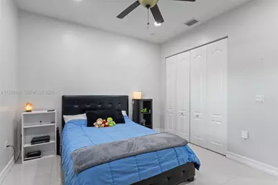 228 SW 4th St, Dania Beach, FL 33004 - Photo 32