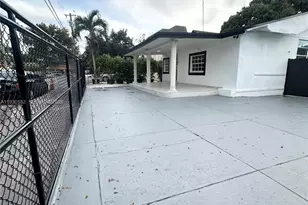 248 SW 18th Ct, Miami, FL 33135 - Photo 4