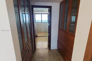 1000 Venetian Way, Miami Beach, FL 33139 - Photo 16