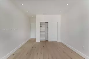 21156 NE 33rd Ave, Aventura, FL 33180 - Photo 12