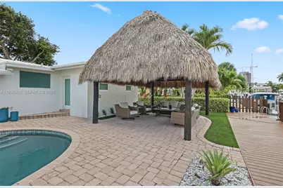 2448 SE 9th St, Pompano Beach, FL 33062 - Photo 26