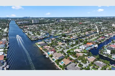 2448 SE 9th St, Pompano Beach, FL 33062 - Photo 52