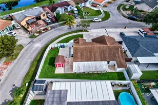 20810 SW 125th Court Rd, Miami, FL 33177 - Photo 4