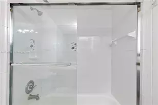 3725 S Ocean Dr, Hollywood, FL 33019 - Photo 26