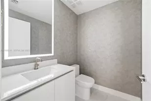 700 NE 24th St, Miami, FL 33137 - Photo 14