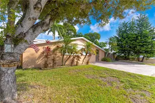 11051 SW 69th Dr, Miami, FL 33173 - Photo 4