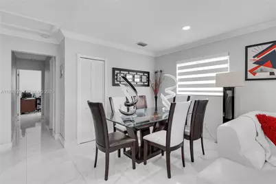 11051 SW 69th Dr, Miami, FL 33173 - Photo 12