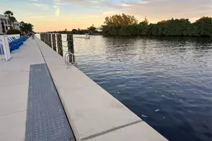 7 Colonial Club Dr, Boynton Beach, FL 33435 - Photo 44