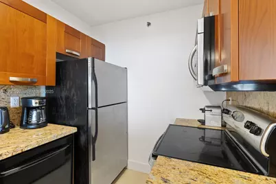 100 Lincoln Rd #543, Miami Beach, FL 33139 - Photo 6