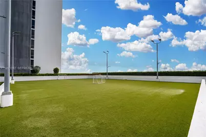 16385 Biscayne Blvd #2907, North Miami Beach, FL 33160 - Photo 76