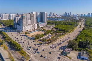 16385 Biscayne Blvd, North Miami Beach, FL 33160 - Photo 86
