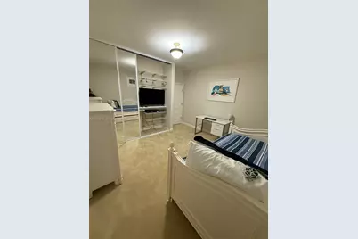 2607 Holy Cross Ln, Lake Worth, FL 33460 - Photo 32