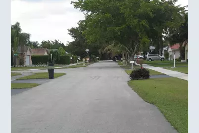 11020 SW 141 Av, Miami, FL 33186 - Photo 14