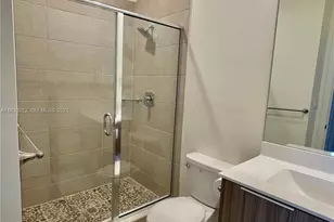 7825 NW 104th Ave, Doral, FL 33178 - Photo 12