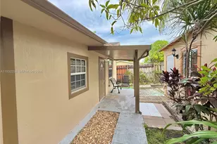 1001 NW 23rd Ct, Miami, FL 33125 - Photo 28