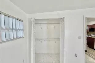 1001 NW 23rd Ct, Miami, FL 33125 - Photo 10