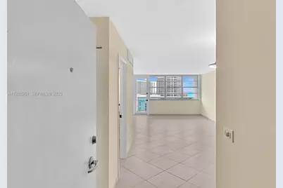 6770 Indian Creek Dr #10B, Miami Beach, FL 33141 - Photo 2