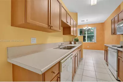 445 Rainbow Springs Ter, Royal Palm Beach, FL 33411 - Photo 8