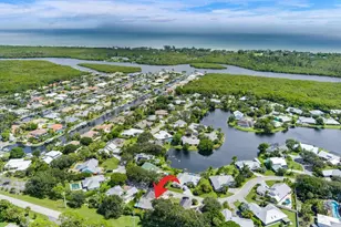 10370 SE Jupiter Narrows Dr, Hobe Sound, FL 33455 - Photo 2