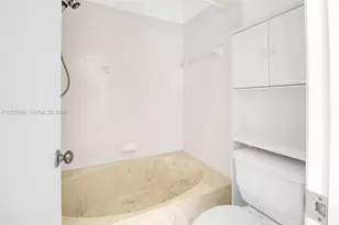 3553 Magellan Cir, Aventura, FL 33180 - Photo 20