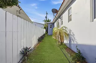 2120 SW 16th St, Miami, FL 33145 - Photo 36