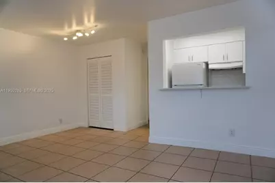 749 SE 15th St #10, Fort Lauderdale, FL 33316 - Photo 6