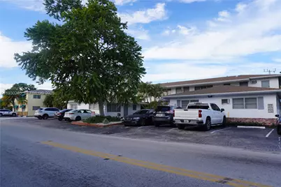 749 SE 15th St #10, Fort Lauderdale, FL 33316 - Photo 14