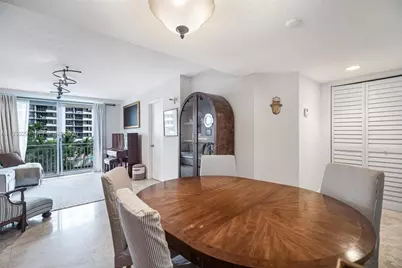 770 Claughton Island Dr #503, Miami, FL 33131 - Photo 4