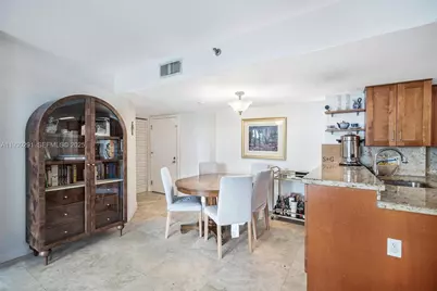 770 Claughton Island Dr #503, Miami, FL 33131 - Photo 6