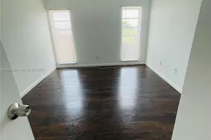 4848 NW 24th Ct, Lauderdale Lakes, FL 33313 - Photo 10