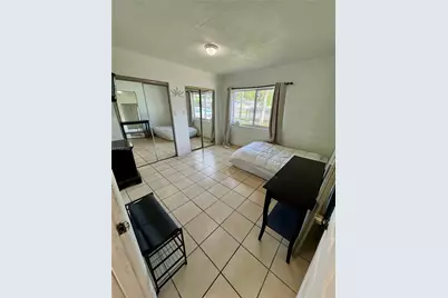 2955 NW 102nd St, Miami, FL 33147 - Photo 12
