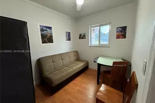 2955 NW 102nd St, Miami, FL 33147 - Photo 10