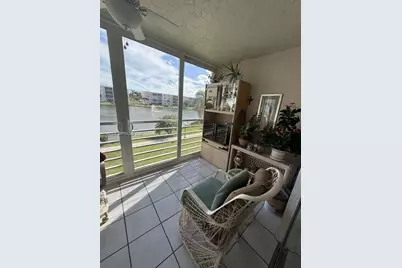 324 SE 10th St #207, Dania Beach, FL 33004 - Photo 32