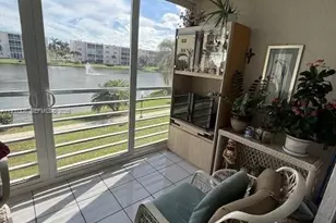 324 SE 10th St, Dania Beach, FL 33004 - Photo 32