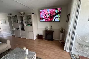 324 SE 10th St, Dania Beach, FL 33004 - Photo 6