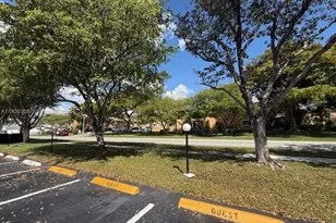 324 SE 10th St, Dania Beach, FL 33004 - Photo 32