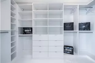 18555 Collins Ave, Sunny Isles Beach, FL 33160 - Photo 20