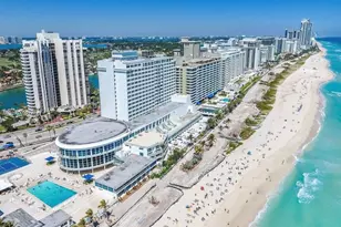 5445 Collins Ave, Miami Beach, FL 33140 - Photo 16