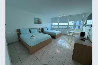 5445 Collins Ave #1506, Miami Beach, FL 33140 - Photo 4