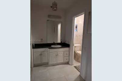 4550 NW 43rd St, Lauderdale Lakes, FL 33319 - Photo 2