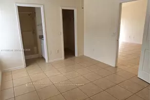 411 NE Juanita Pl, Cape Coral, FL 33909 - Photo 4