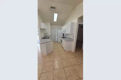 411 NE Juanita Pl #411, Cape Coral, FL 33909 - Photo 10
