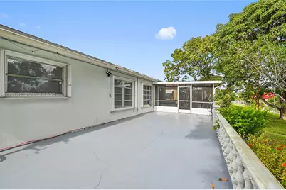 1705 NW 69th Ter, Margate, FL 33063 - Photo 24