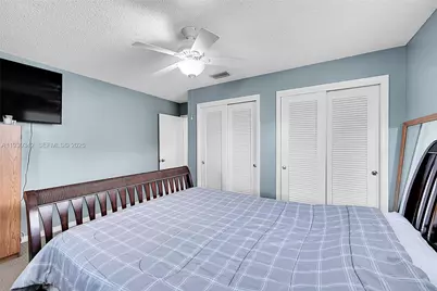 1705 NW 69th Ter, Margate, FL 33063 - Photo 20