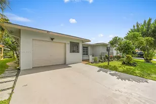 1705 NW 69th Terrace, Margate, FL 33063 - Photo 2